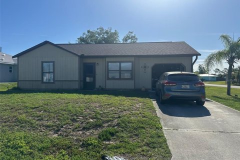 Villa ou maison à Port Charlotte, Floride 2 chambres, 83.05 m2 № 2214393