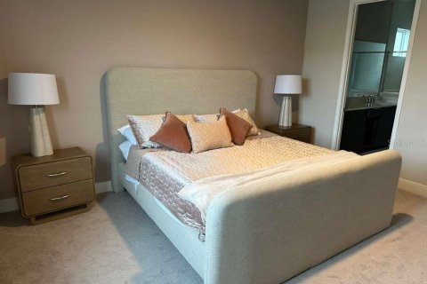Condo in Four Corners, Florida, 3 bedrooms № 2125758 - photo 9