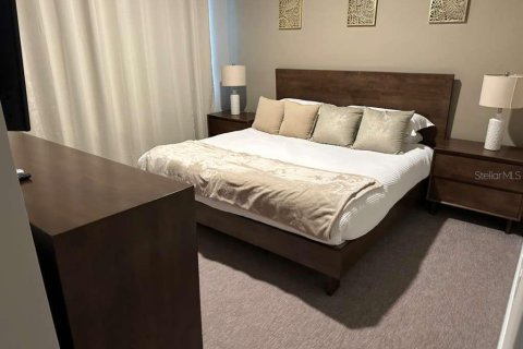 Condo in Four Corners, Florida, 3 bedrooms № 2125758 - photo 5