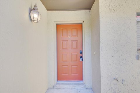 Townhouse in Winter Springs, Florida 2 bedrooms, 93.09 sq.m. № 2103574 - photo 3