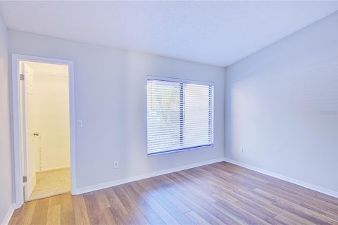 Townhouse in Winter Springs, Florida 2 bedrooms, 93.09 sq.m. № 2103574 - photo 21