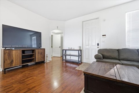 Touwnhouse à vendre à Miami, Floride: 3 chambres, 165.74 m2 № 1986349 - photo 26