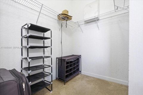 Купить таунхаус в Майами, Флорида 3 спальни, 165.74м2, № 1986349 - фото 6