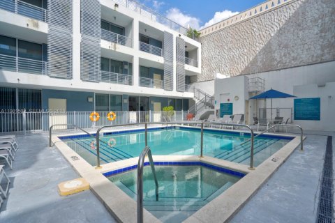 Снять в аренду кондоминиум в Майами, Флорида 1 спальня, 73.39м2, № 2043359 - фото 17