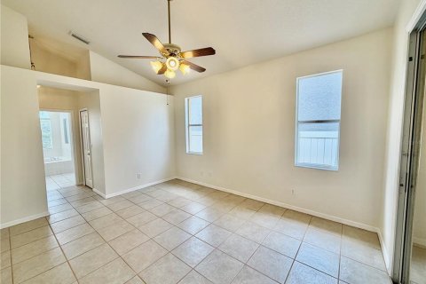 Villa ou maison à vendre à Tarpon Springs, Floride: 4 chambres, 179.49 m2 № 2227854 - photo 18