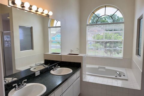 Villa ou maison à vendre à Tarpon Springs, Floride: 4 chambres, 179.49 m2 № 2227854 - photo 19