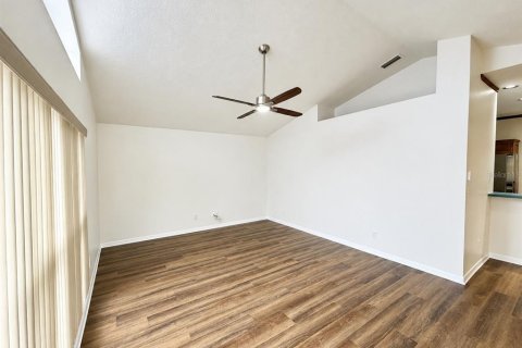 Villa ou maison à vendre à Tarpon Springs, Floride: 4 chambres, 179.49 m2 № 2227854 - photo 10