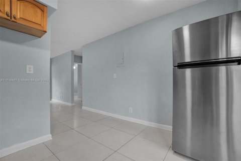Immobilier commercial à vendre à Fort Lauderdale, Floride: 141.49 m2 № 1472311 - photo 9