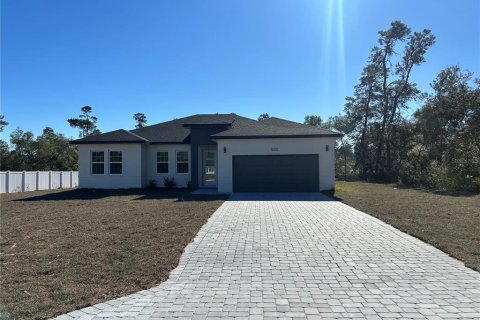 House in Ocala, Florida 4 bedrooms, 176.14 sq.m. № 2329095