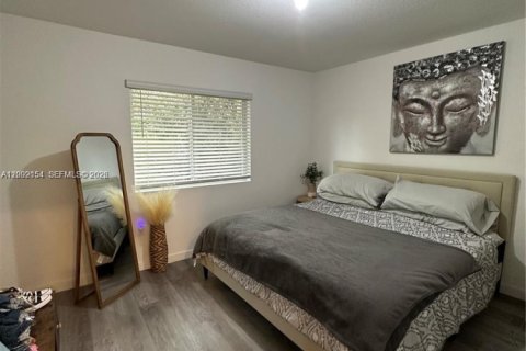 Townhouse in Homestead, Florida 3 bedrooms, 120.96 sq.m. № 2067691 - photo 21