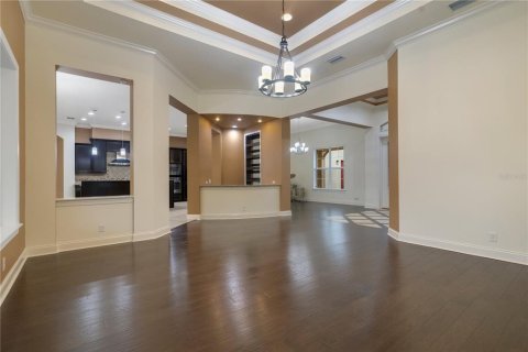 House in Lakeland, Florida 5 bedrooms, 407.75 sq.m. № 1919231 - photo 11