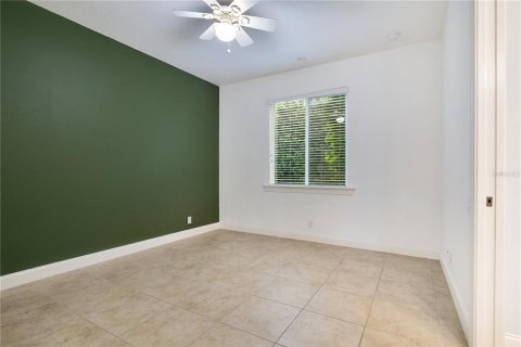 House in Lakeland, Florida 5 bedrooms, 407.75 sq.m. № 1919231 - photo 23