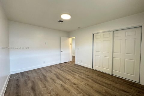 Apartment in Hollywood, Florida 1 bedroom № 1975079 - photo 14