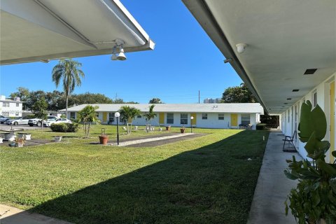 Apartment in Hollywood, Florida 1 bedroom № 1975079 - photo 23