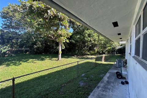 Apartment in Hollywood, Florida 1 bedroom № 1975079 - photo 17