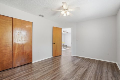 House in Spring Hill, Florida 3 bedrooms, 120.4 sq.m. № 2106795 - photo 20