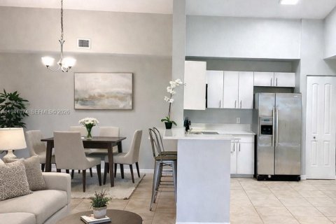 Condo in Davie, Florida, 2 bedrooms  № 2059741 - photo 4