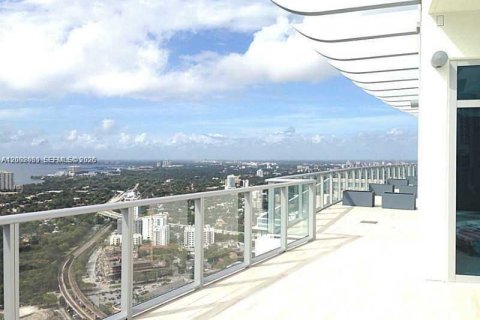 Copropriété à vendre à Miami, Floride: 49.33 m2 № 2372636 - photo 27