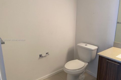 Condominio en alquiler en Doral, Florida, 2 dormitorios, 88.26 m2 № 2010733 - foto 19