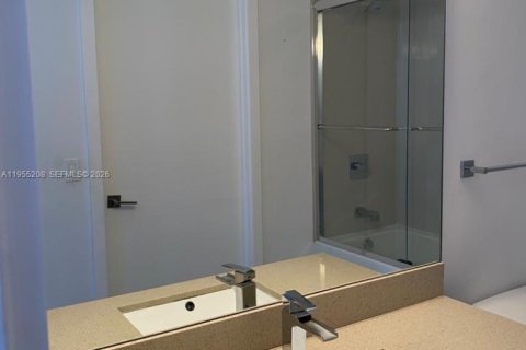 Condominio en alquiler en Doral, Florida, 2 dormitorios, 88.26 m2 № 2010733 - foto 24