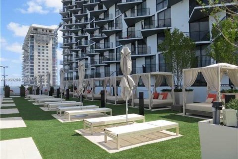 Condominio en alquiler en Doral, Florida, 2 dormitorios, 88.26 m2 № 2010733 - foto 28