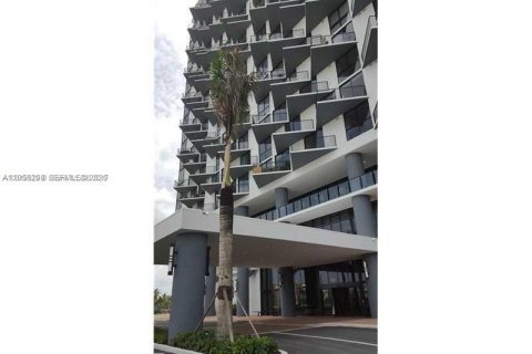 Condominio en Doral, Florida, 2 dormitorios  № 2010733