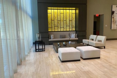 Condominio en alquiler en Doral, Florida, 2 dormitorios, 88.26 m2 № 2010733 - foto 4