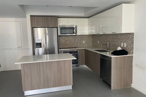 Condominio en alquiler en Doral, Florida, 2 dormitorios, 88.26 m2 № 2010733 - foto 17