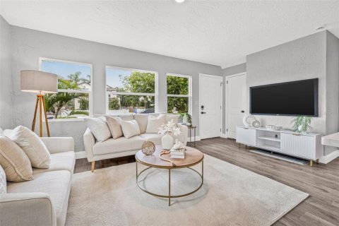 Casa en venta en Saint Petersburg, Florida, 3 dormitorios, 114.27 m2 № 1832745 - foto 5