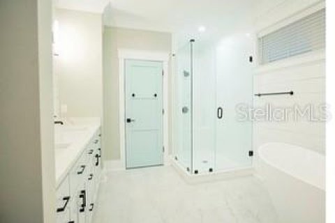 House in Safety Harbor, Florida 5 bedrooms, 361.39 sq.m. № 1737450 - photo 11