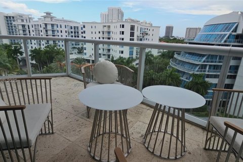 Copropriété à vendre à Aventura, Floride: 2 chambres, 115.29 m2 № 1817663 - photo 3
