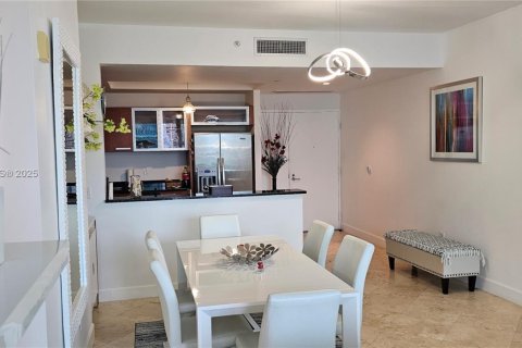 Copropriété à vendre à Aventura, Floride: 2 chambres, 115.29 m2 № 1817663 - photo 16