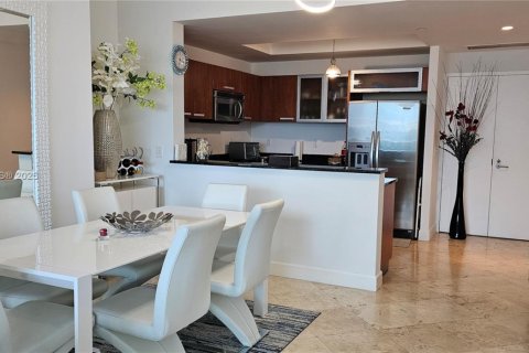 Copropriété à vendre à Aventura, Floride: 2 chambres, 115.29 m2 № 1817663 - photo 17