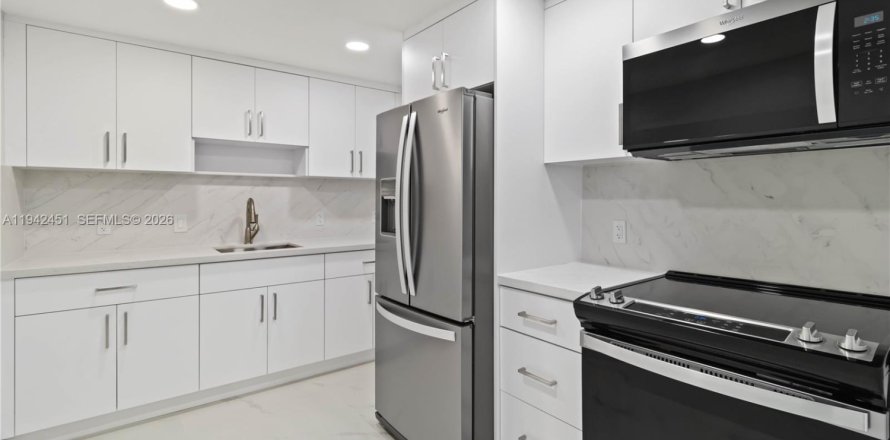 Villa ou maison à Tamarac, Floride 2 chambres, 77.57 m2 № 1999961