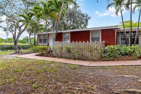Villa ou maison à louer à Tamarac, Floride: 2 chambres, 77.57 m2 № 1999961 - photo 26