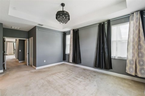 House in Winter Garden, Florida 3 bedrooms, 193.14 sq.m. № 2132575 - photo 23