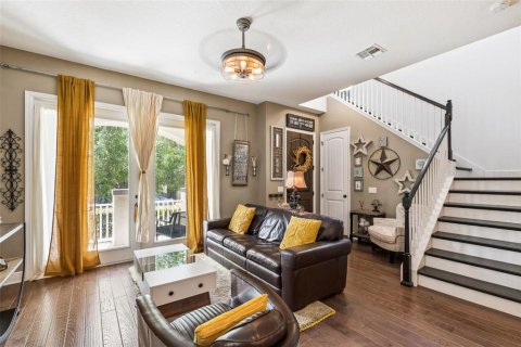 House in Winter Garden, Florida 3 bedrooms, 193.14 sq.m. № 2132575 - photo 3