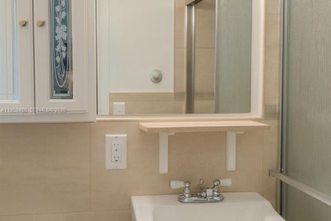 Купить кондоминиум в Пайнкрест, Флорида 3 спальни, 100.33м2, № 2024280 - фото 8