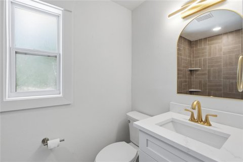 House in Dunedin, Florida 2 bedrooms, 136.57 sq.m. № 2231437 - photo 27