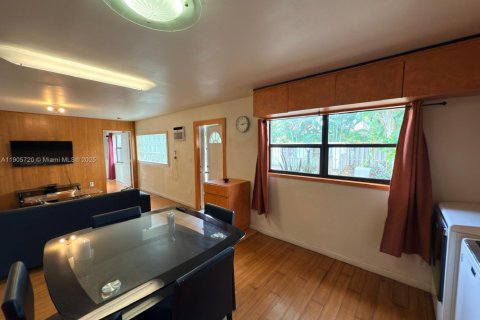 Immobilier commercial à louer à Sunrise, Floride: 1 chambre, 151.24 m2 № 1968185 - photo 7