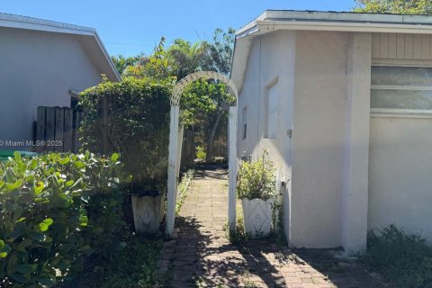 Immobilier commercial à louer à Sunrise, Floride: 1 chambre, 151.24 m2 № 1968185 - photo 15