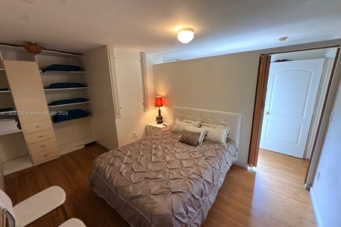 Immobilier commercial à louer à Sunrise, Floride: 1 chambre, 151.24 m2 № 1968185 - photo 10