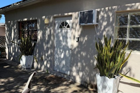 Immobilier commercial à louer à Sunrise, Floride: 1 chambre, 151.24 m2 № 1968185 - photo 20