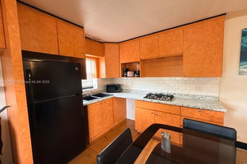 Immobilier commercial à louer à Sunrise, Floride: 1 chambre, 151.24 m2 № 1968185 - photo 6