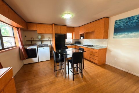 Immobilier commercial à louer à Sunrise, Floride: 1 chambre, 151.24 m2 № 1968185 - photo 3