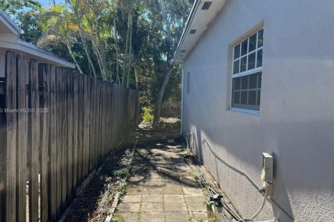 Immobilier commercial à louer à Sunrise, Floride: 1 chambre, 151.24 m2 № 1968185 - photo 16