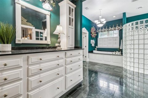 Casa en venta en Seffner, Florida, 4 dormitorios, 633.78 m2 № 1898877 - foto 30