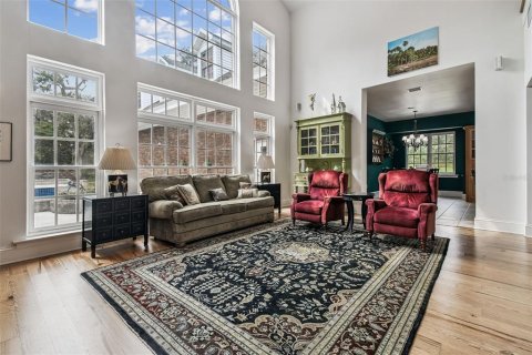Casa en venta en Seffner, Florida, 4 dormitorios, 633.78 m2 № 1898877 - foto 18