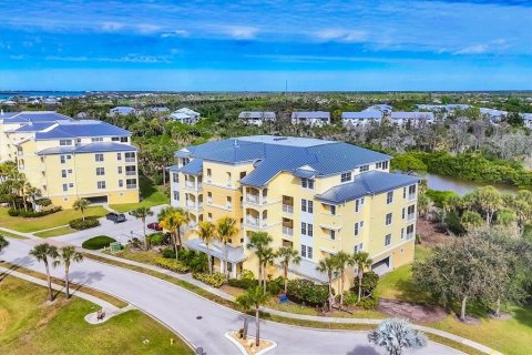 Condo in Englewood, Florida, 4 bedrooms  № 2108089 - photo 5