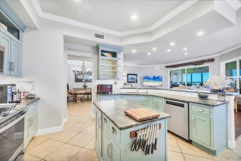 Condo in Englewood, Florida, 4 bedrooms  № 2108089 - photo 17